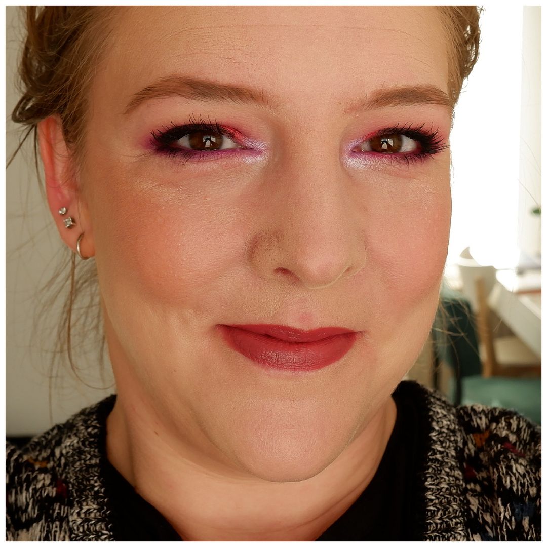 essence hello good stuff matte & glow bronzer review swatch 10 cocoa-cool fair skin dry skin essence hello good stuff matte & glow bronzer review swatch 10 cocoa-cool fair skin dry skin
