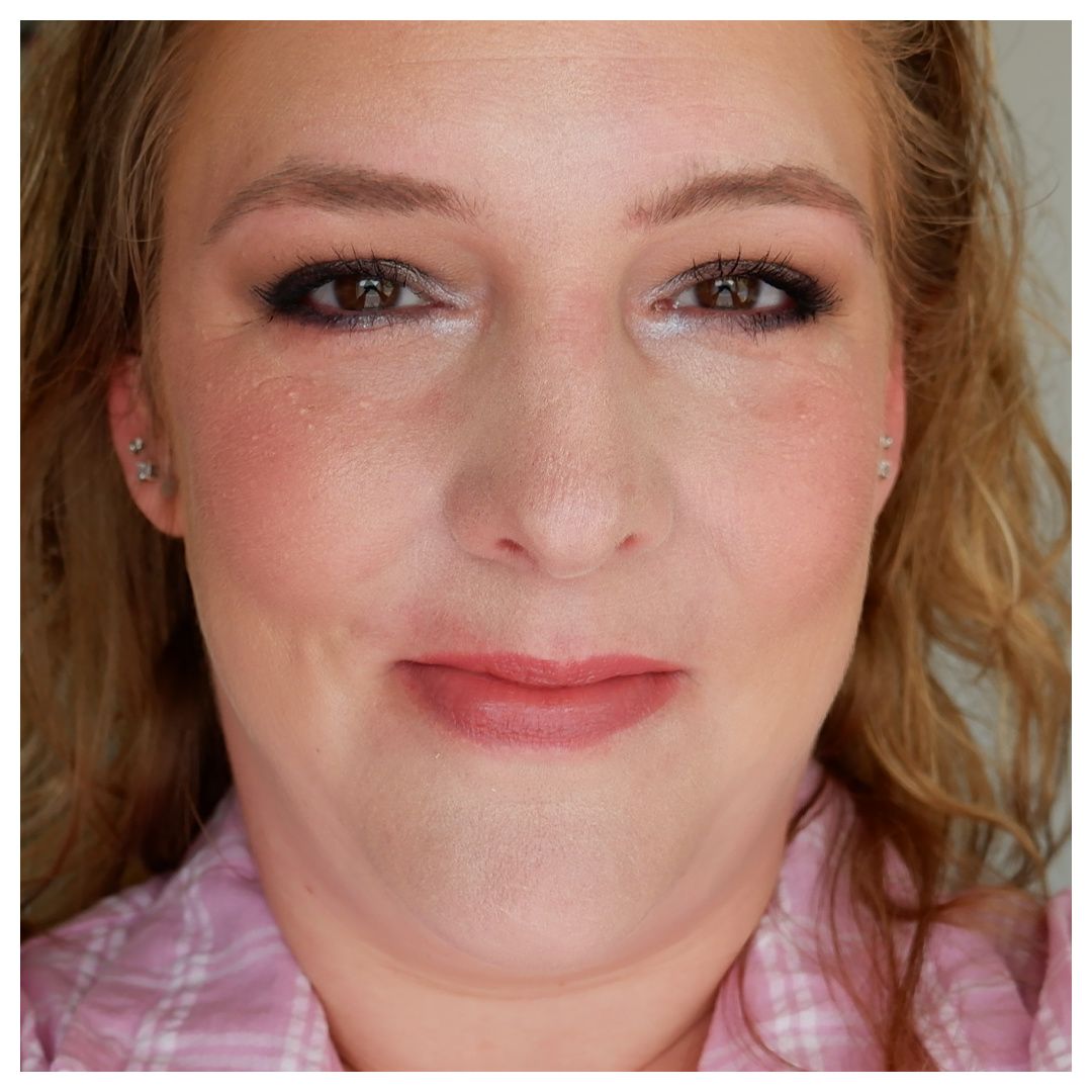 eveline cosmetics wondermatch lumi foundation review swatch 05 light neutral drugstore fair skin