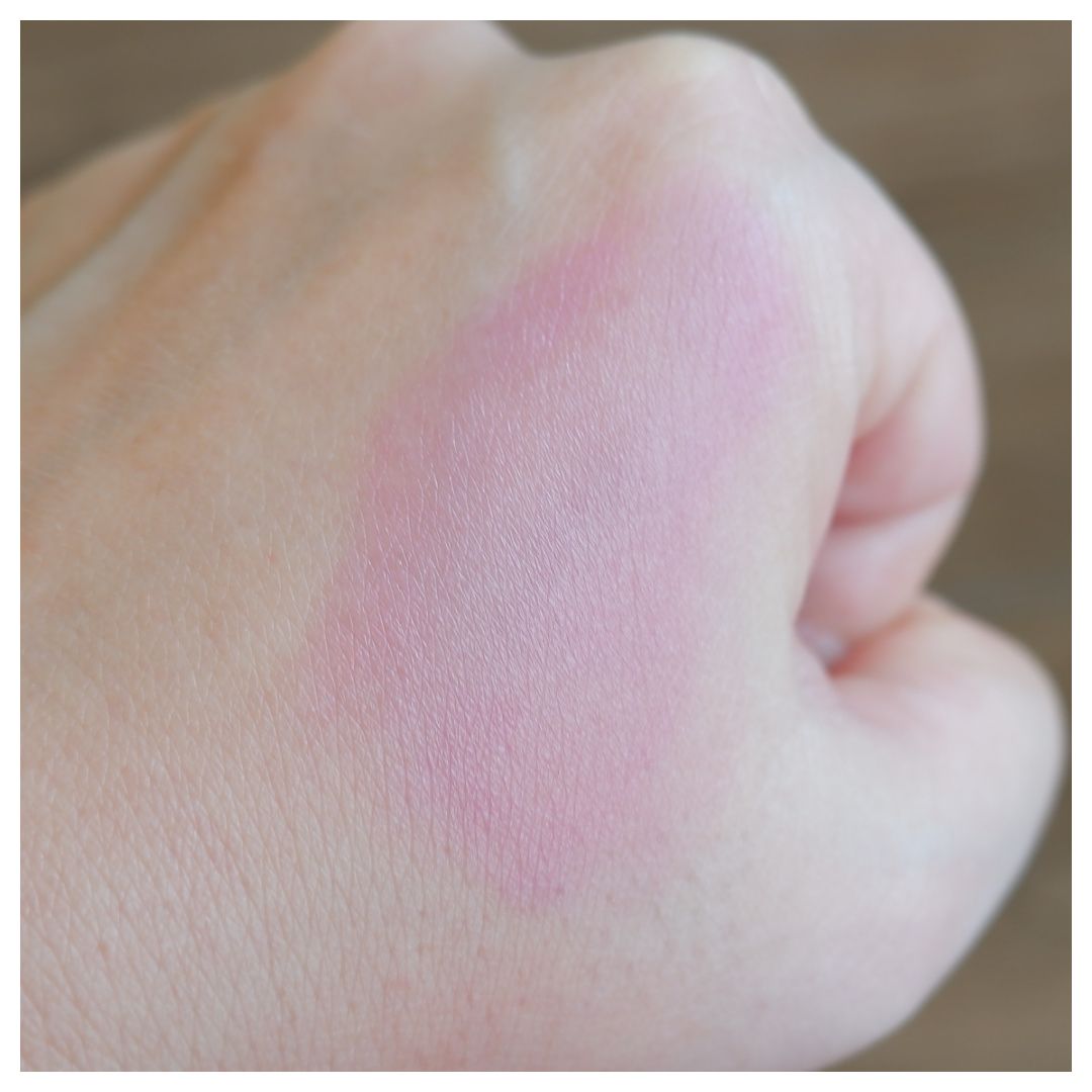 glossier cloud paint wisp blush liquid blush review swatch makeup look application fair skin