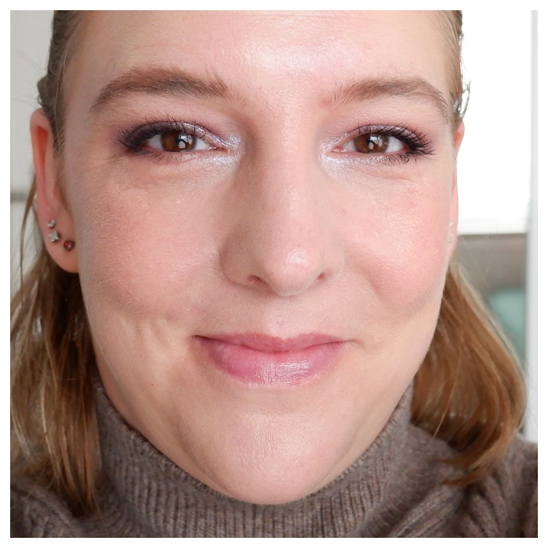 kiko milano nourishing cream foundation cr15 cool rose 15 review swatch makeup look application dry skin kiko milano nourishing cream foundation cr15 cool rose 15 review swatch makeup look application dry skin