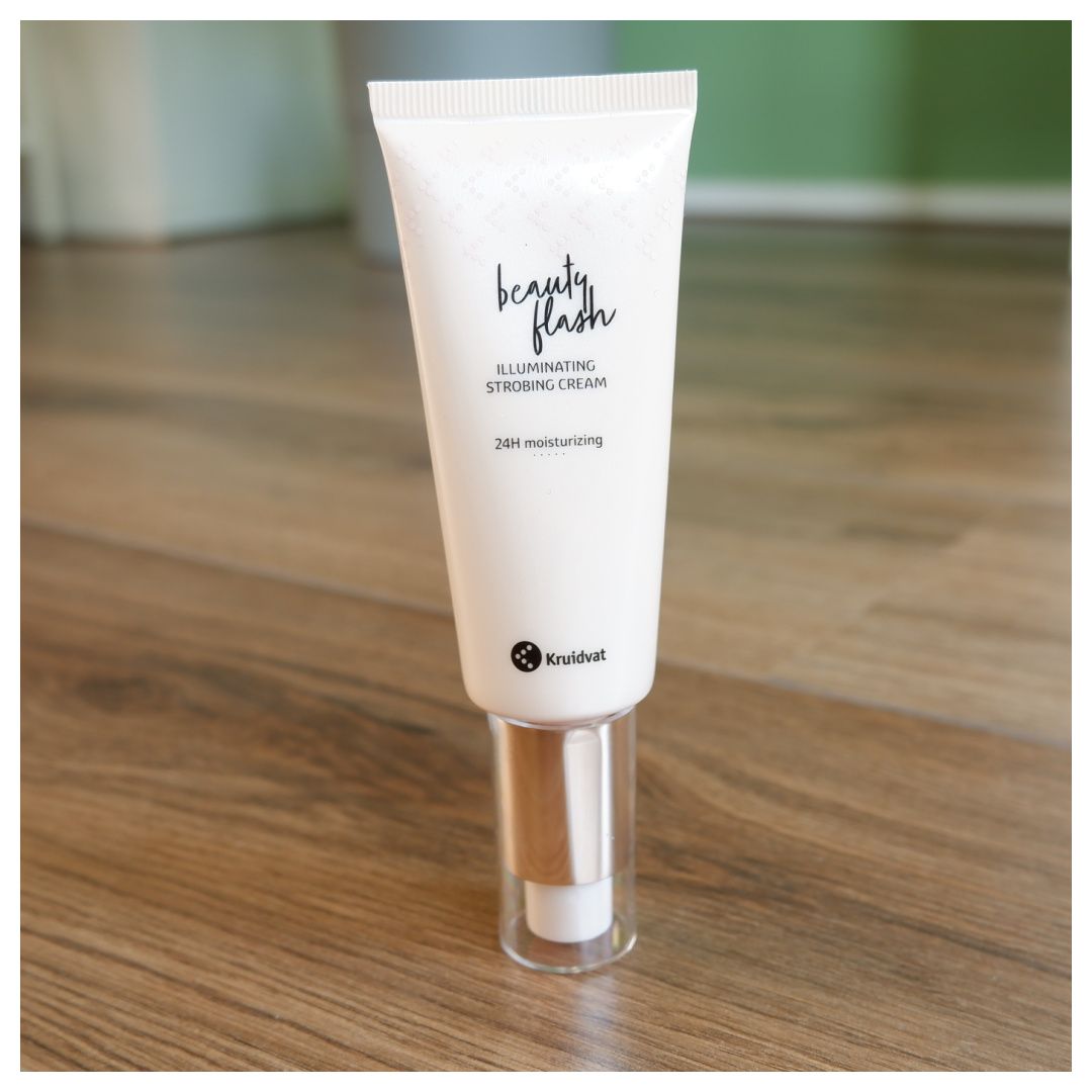 kruidvat beauty flash illuminating strobe cream primer review swatch makeup look application mac strobe cream dupe kruidvat beauty flash illuminating strobe cream primer review swatch makeup look application mac strobe cream dupe