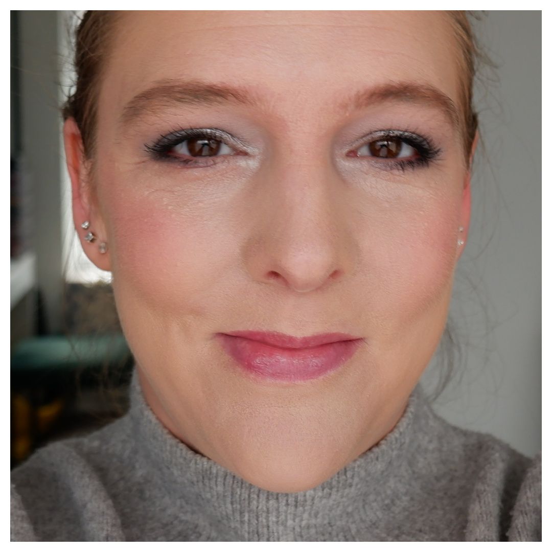 kruidvat beauty flash illuminating strobe cream primer review swatch makeup look application mac strobe cream dupe kruidvat beauty flash illuminating strobe cream primer review swatch makeup look application mac strobe cream dupe