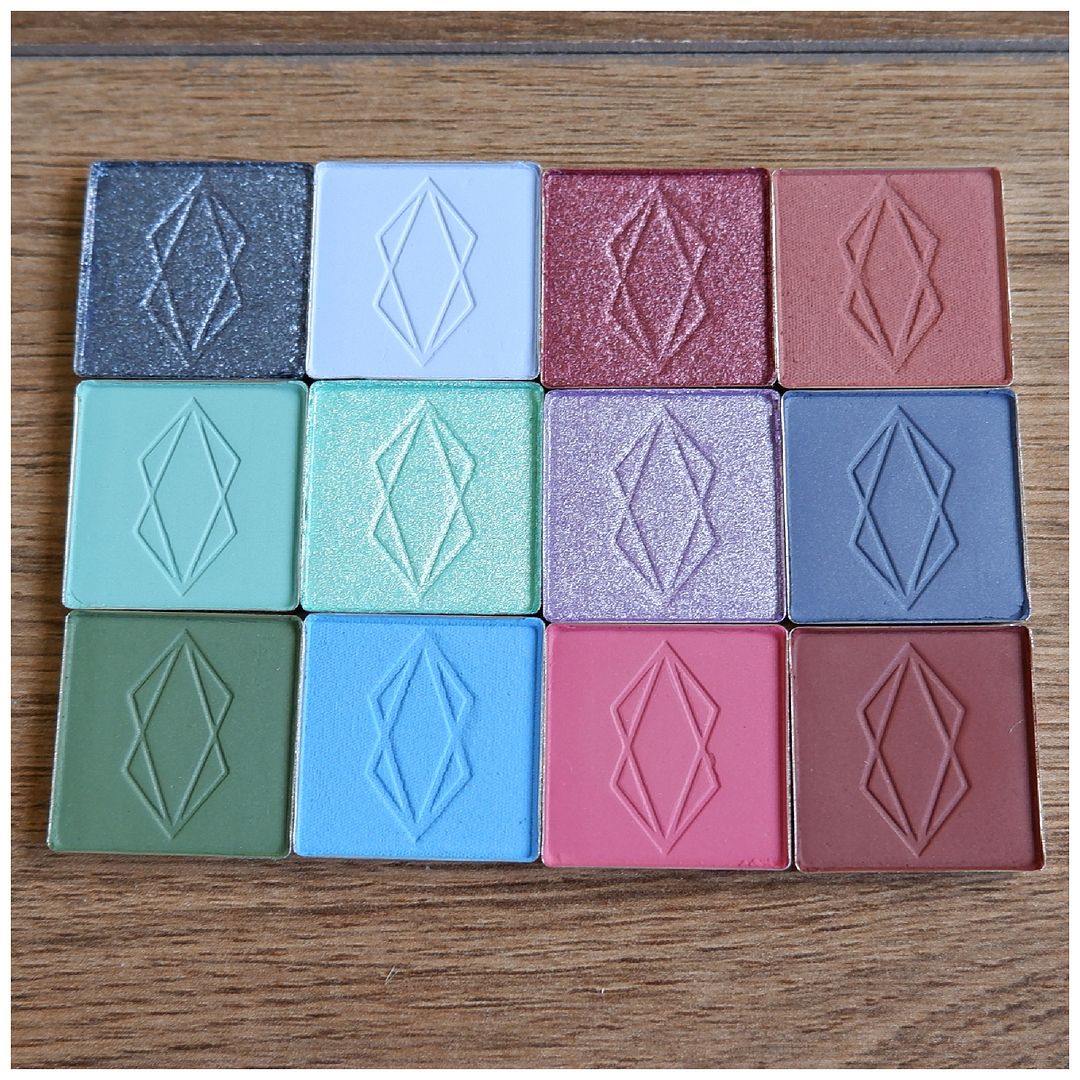 lethal cosmetics hyve palette single eyeshadow 4 looks 1 palette pale skin lethal cosmetics hyve palette single eyeshadow 4 looks 1 palette pale skin