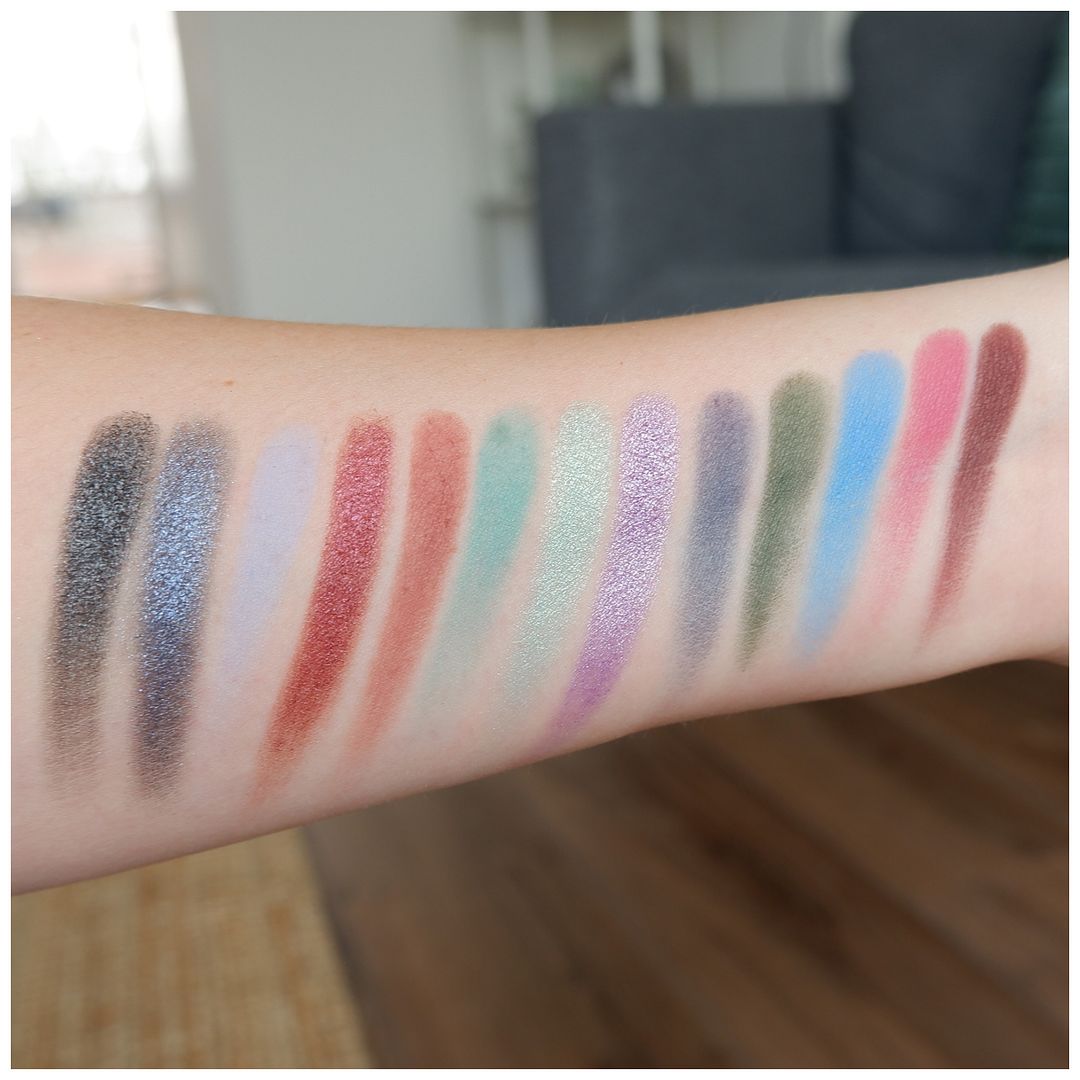 lethal cosmetics hyve palette single eyeshadow 4 looks 1 palette pale skin lethal cosmetics hyve palette single eyeshadow 4 looks 1 palette pale skin