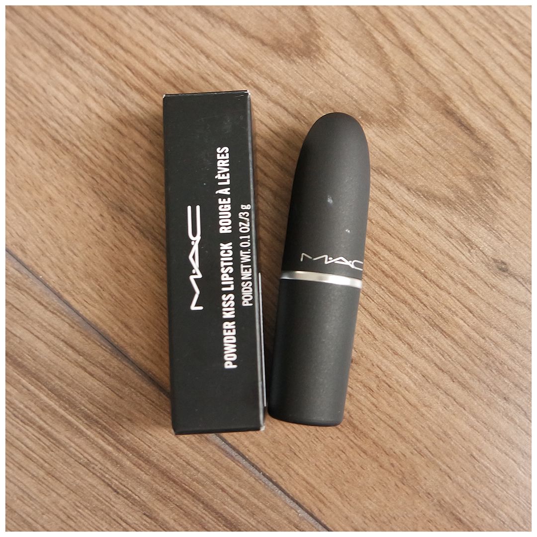 mac powder kiss lipstick lasting passion review swatch makeup look application fair skin mac powder kiss lipstick lasting passion review swatch makeup look application fair skin