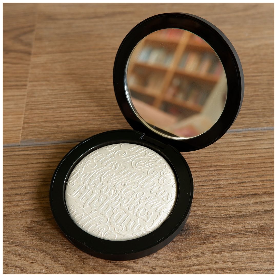 melt digital dust morning star highlighter review swatch makeup look melt digital dust morning star highlighter review swatch makeup look