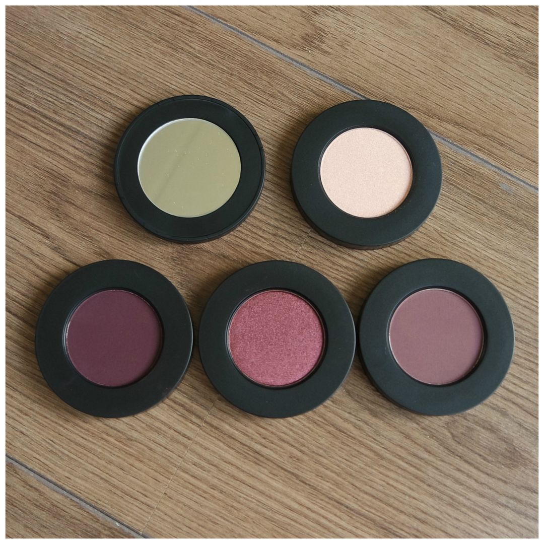 melt she's in parties stack eyeshadow palette review swatch make up look fair skin melt she's in parties stack eyeshadow palette review swatch make up look fair skin