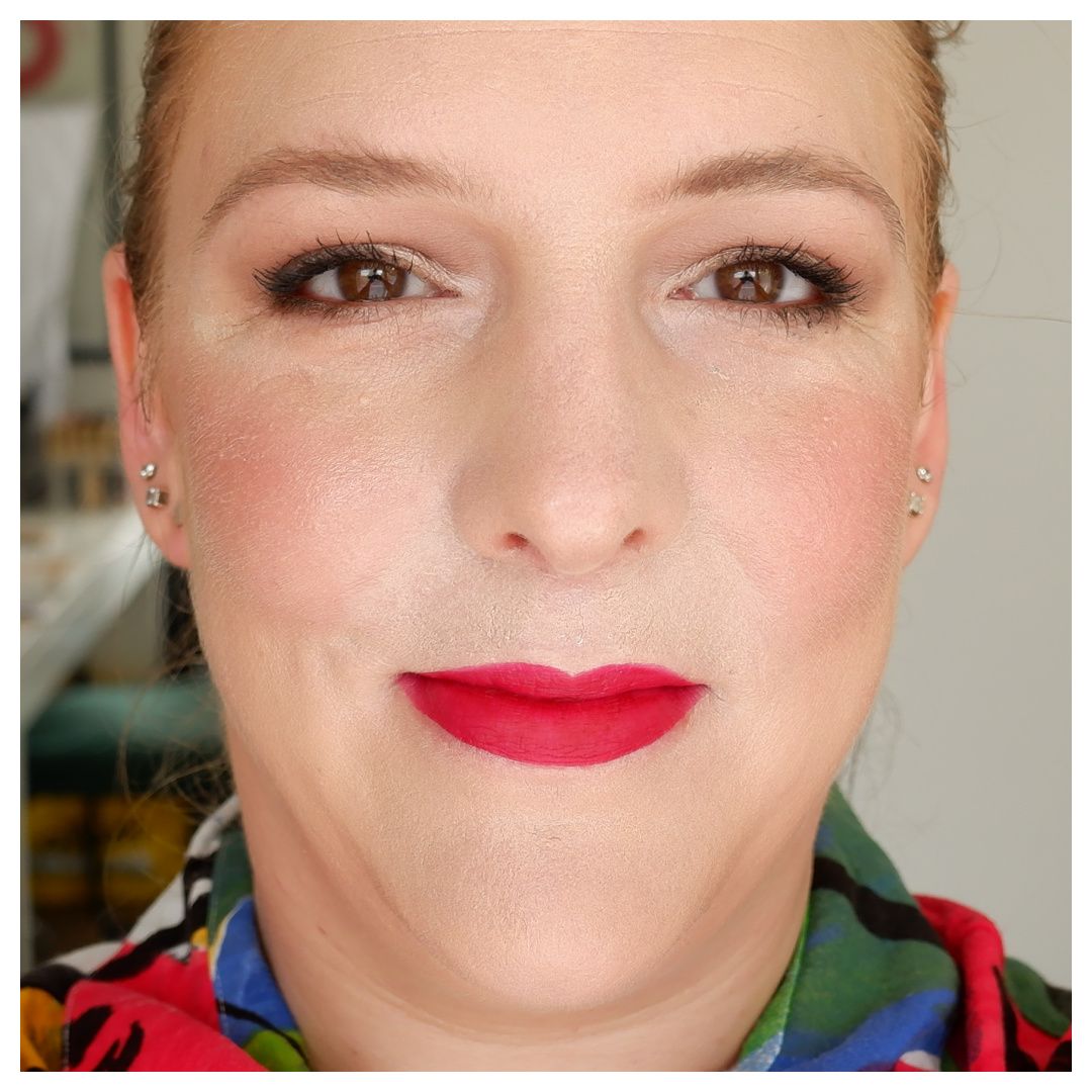 milk makeup future fluid concealer review swatch makeup look application fair skin dry skin mature skin milk makeup future fluid concealer review swatch makeup look application fair skin dry skin mature skin