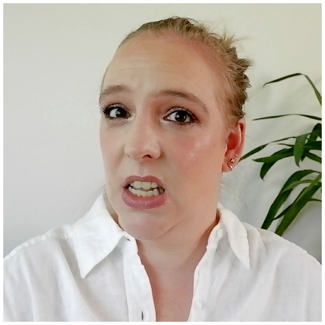 FLOATING IN DREAMS Reviews . Makeup . Fashion . everyday beauty made