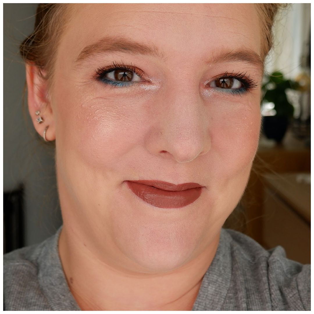 Ofra Chicklit blush review swatch Samantha March collaboration fair skin Ofra Chicklit blush review swatch Samantha March collaboration fair skin
