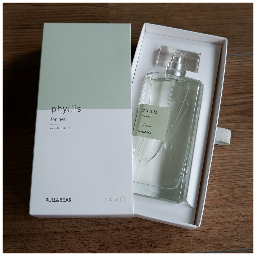 FLOATING IN DREAMS Reviews . Makeup . Fashion . everyday beauty made sense. Pull & Bear