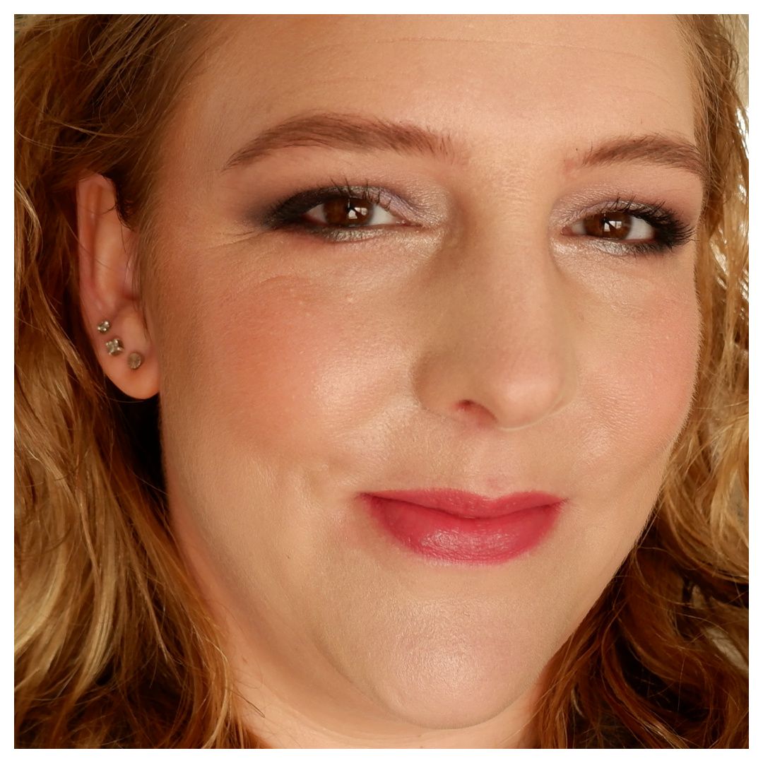 sydney grace cream cheek cream blush cream bronzer cream highlighter review swatch makeup look application indie makeup fair skin mature skin sydney grace cream cheek cream blush cream bronzer cream highlighter review swatch makeup look application indie makeup fair skin mature skin