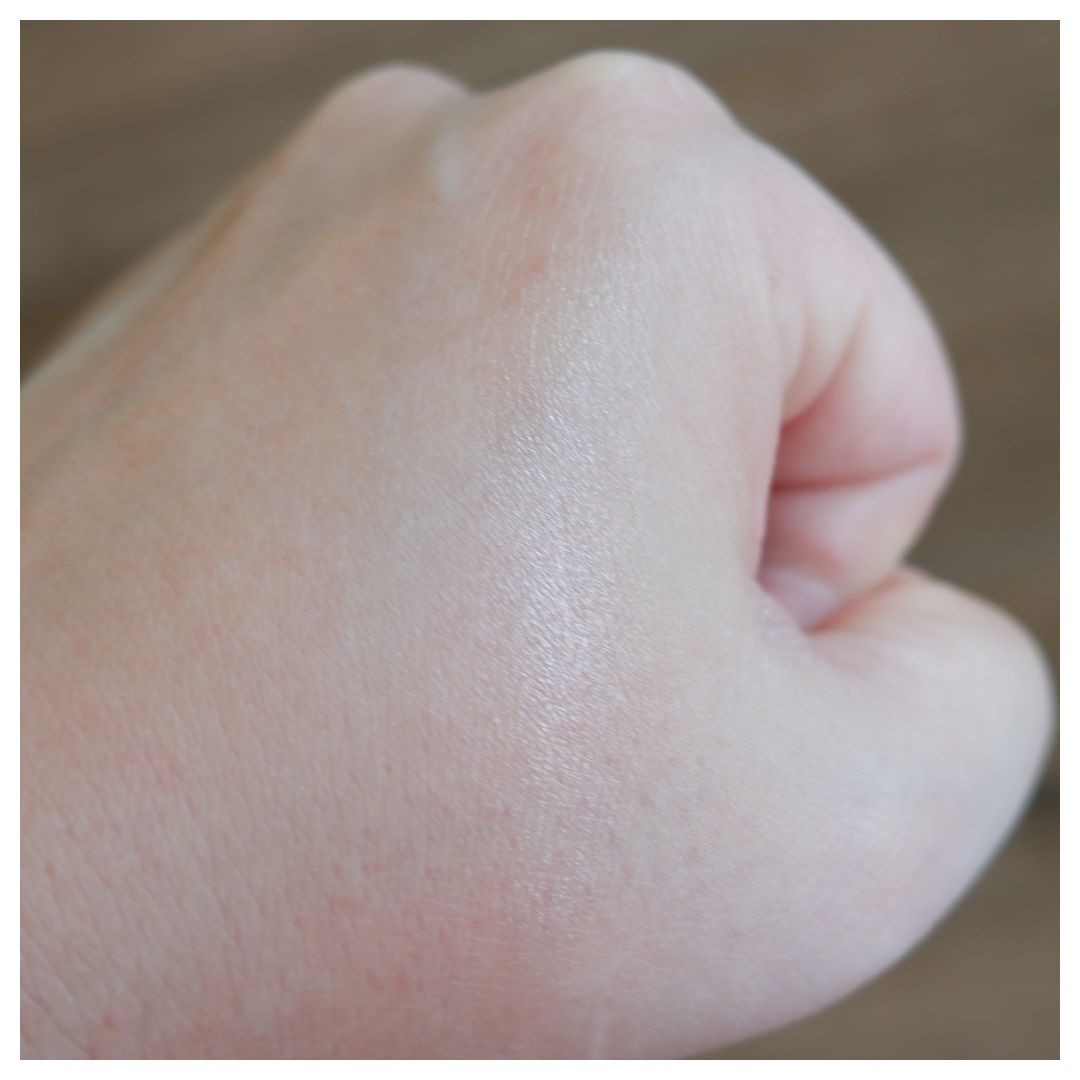 superdrug studio london face gloss u dew u highlighter review swatch makeup look application drugstore fair skin  superdrug studio london face gloss u dew u highlighter review swatch makeup look application drugstore fair skin