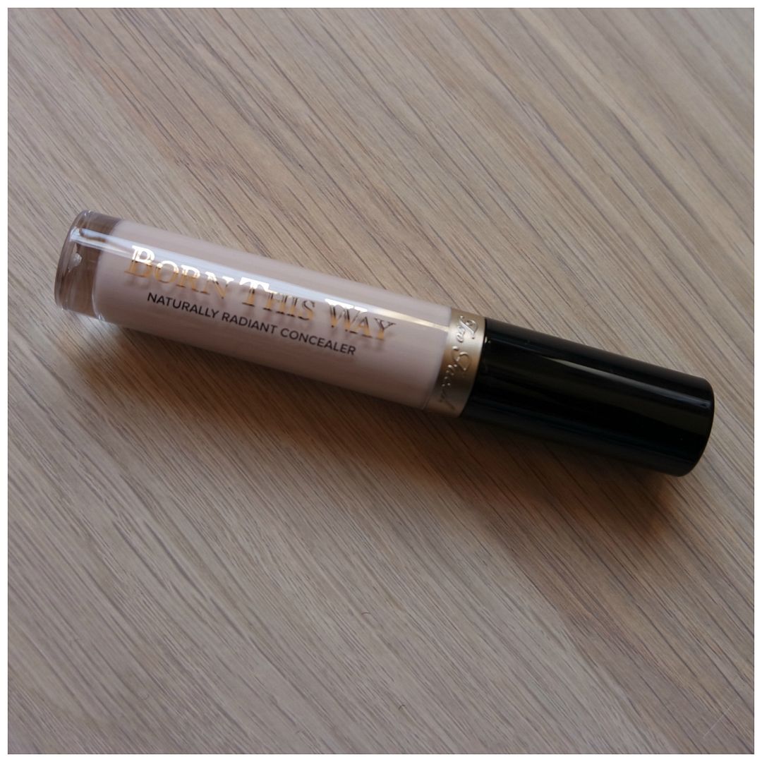 too faced born this way naturally radiant concealer review swatch makeup look application fair skin too faced born this way naturally radiant concealer review swatch makeup look application fair skin