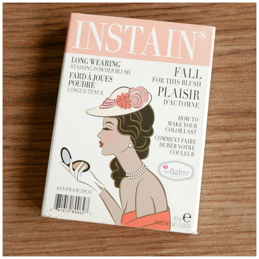 FLOATING IN DREAMS Reviews . Makeup . Fashion . everyday beauty made