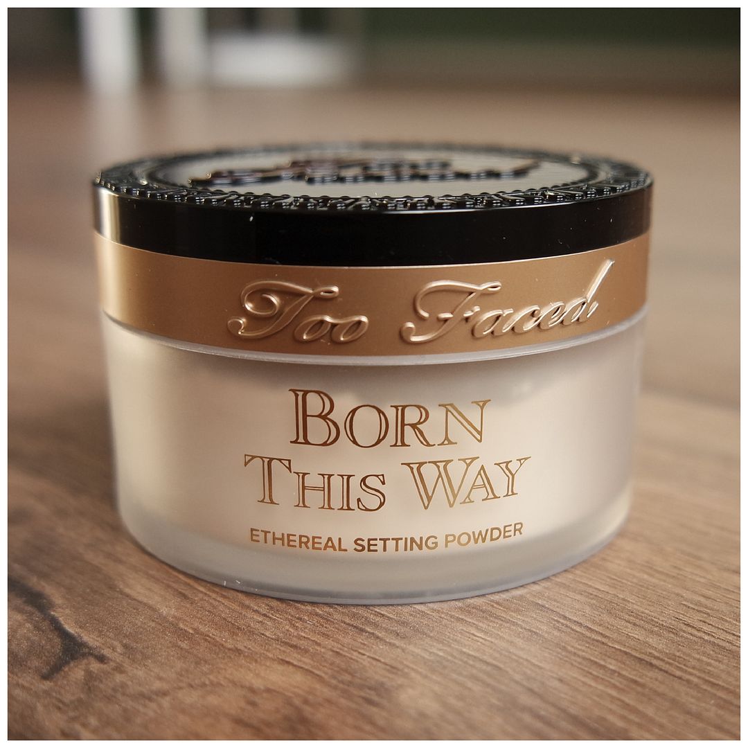 too faced born this way ethereal setting powder loose powder review swatch makeup look application fair skin dry skin too faced born this way ethereal setting powder loose powder review swatch makeup look application fair skin dry skin