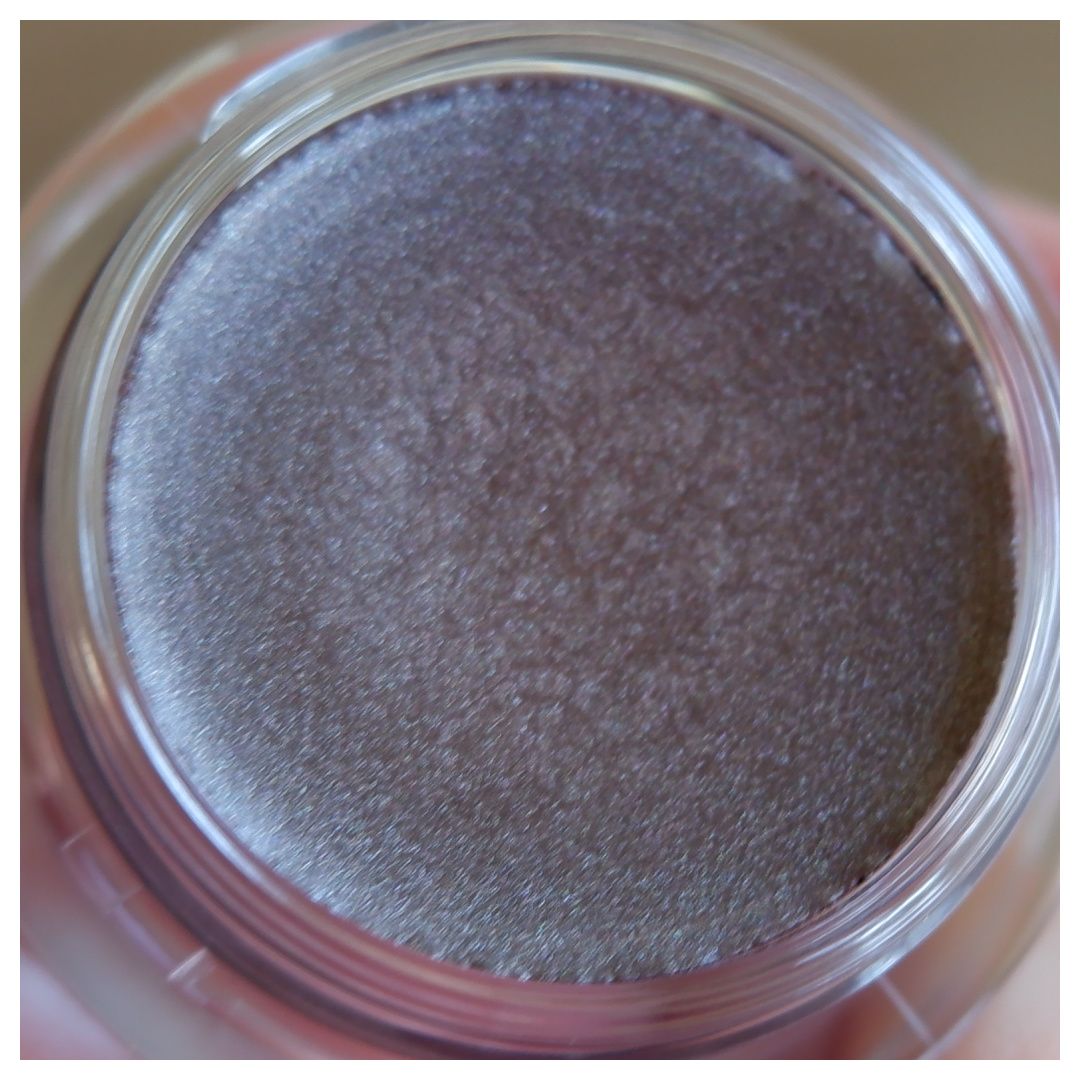 trinny trinny london eye 2 eye eyeshadow chalice mystery review swatch makeup look application fair skin mature skin trinny trinny london eye 2 eye eyeshadow chalice mystery review swatch makeup look application fair skin mature skin