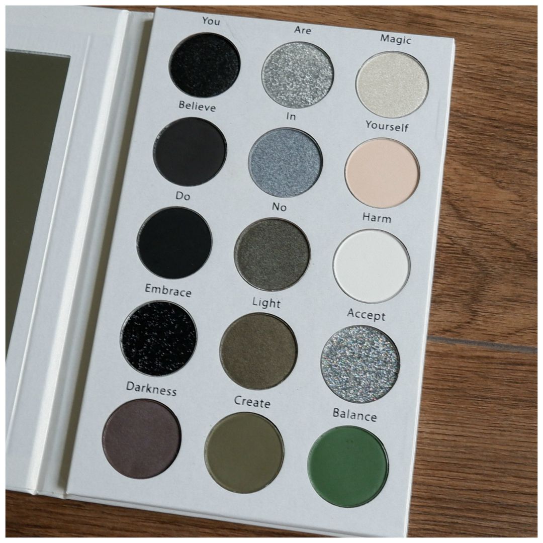 ve cosmetics grimoire eyeshadow palette review swatch make up look 3 looks 1 palette fair skin ve cosmetics grimoire eyeshadow palette review swatch make up look 3 looks 1 palette fair skin