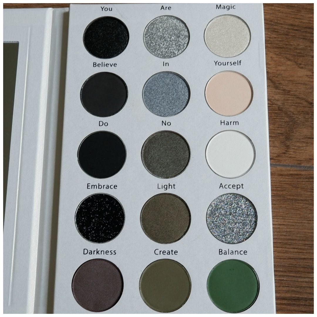 ve cosmetics grimoire eyeshadow palette review swatch make up look 3 looks 1 palette fair skin ve cosmetics grimoire eyeshadow palette review swatch make up look 3 looks 1 palette fair skin
