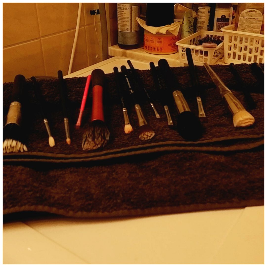 how to wash your makeup brushes how to wash your makeup brushes