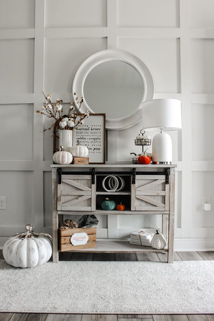 Fall Decor with Decocrated