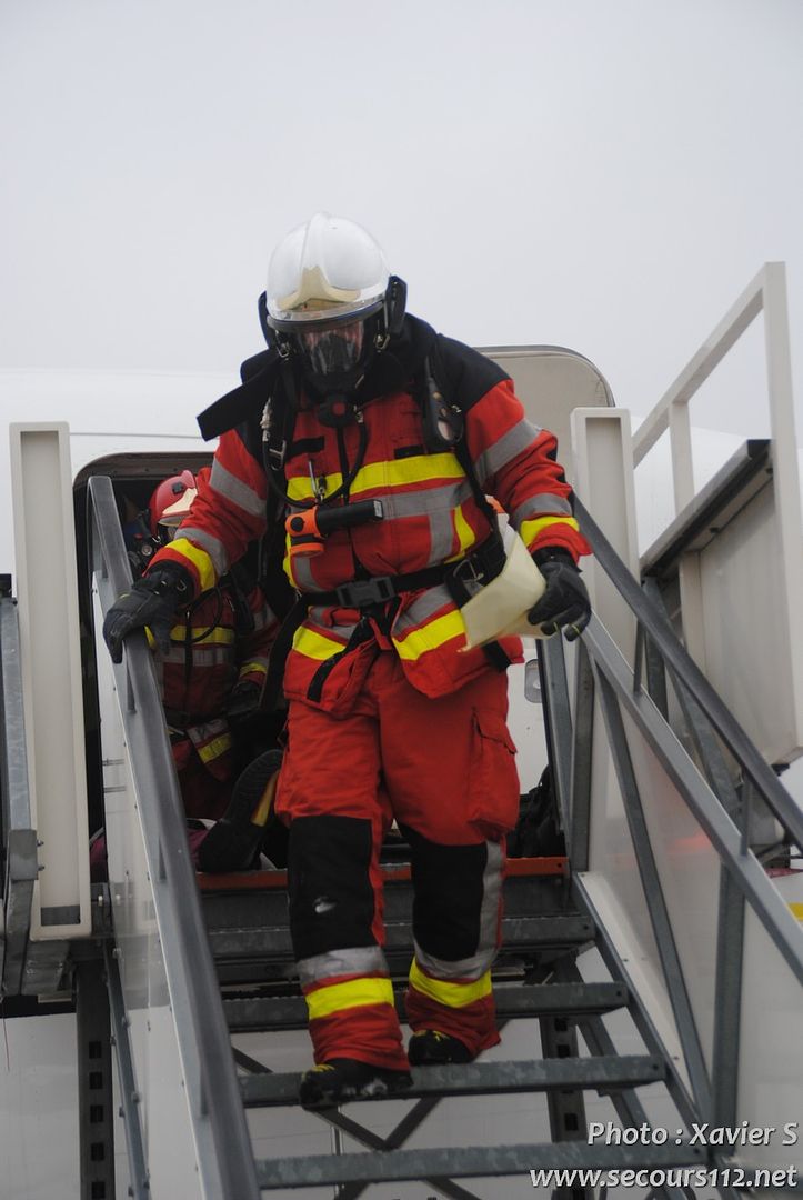 Exercice catastrophe à Liège Airport (5-2019 + photos) DSC_0099_tn