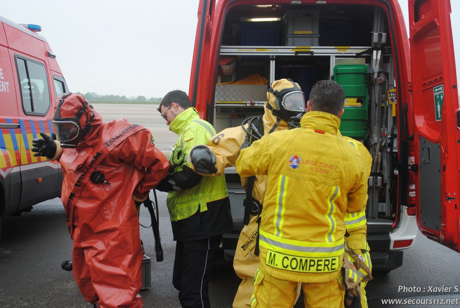Exercice catastrophe à Liège Airport (5-2019 + photos) DSC_0220_tn