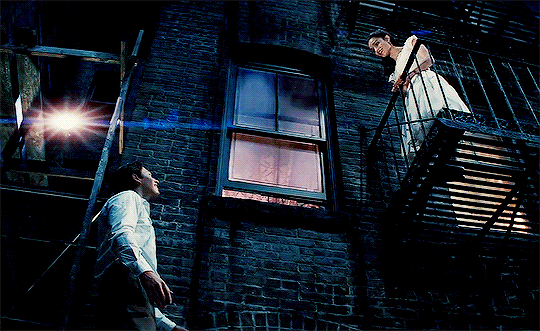 2022balconygif