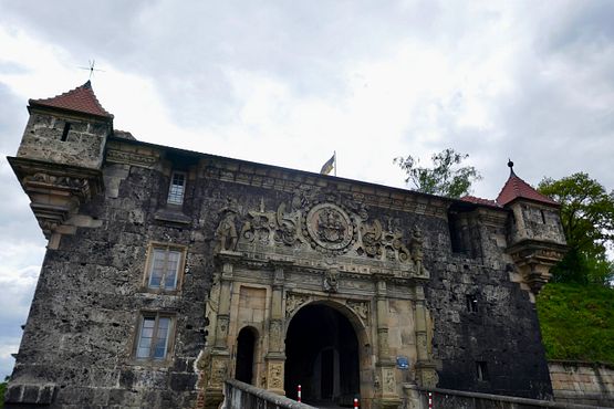 Eingang Burg