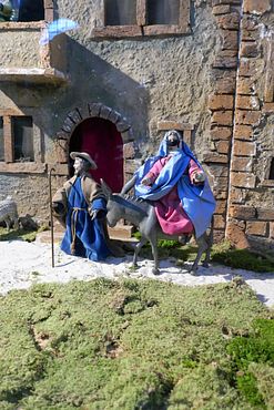 Maria mit Maske - St. Martin