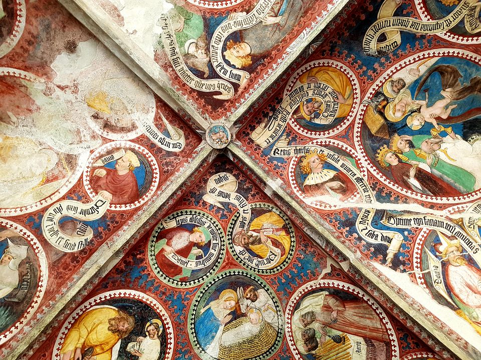 Brixen Kreuzgang Decke