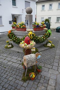 2021_0402Osterbrunnen0026