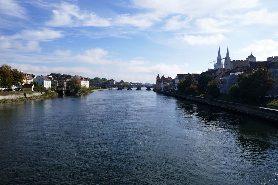 Brücke zu Brücke