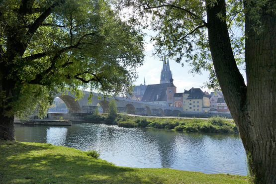 Dom von der anderen Seite
