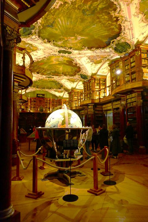 St. Gallen mit Globus