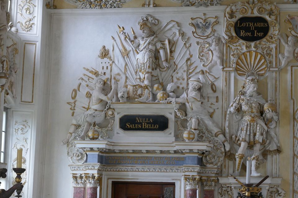 Es gibt keinen heiligen Krieg -Kamin