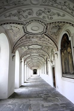 Kreuzgang A