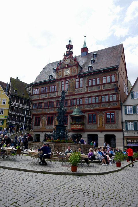 Rathaus von vorne