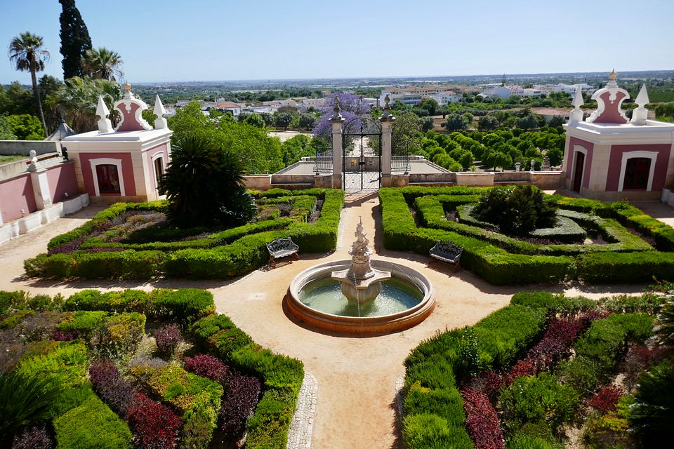 Garten und Blick Estoi