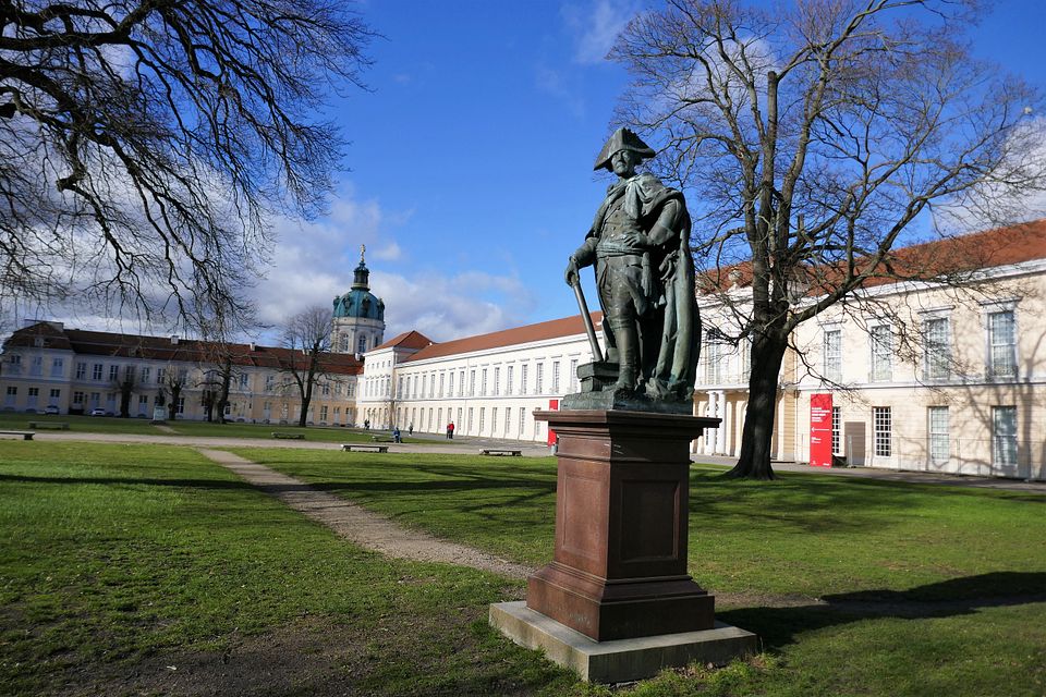 F2 vor Charlottenburg - längs