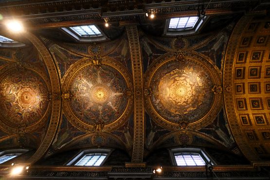 Decke St. Paul laengs