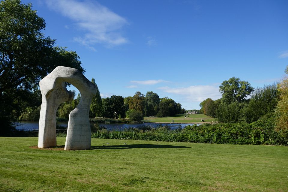 Kensington und Skulptur