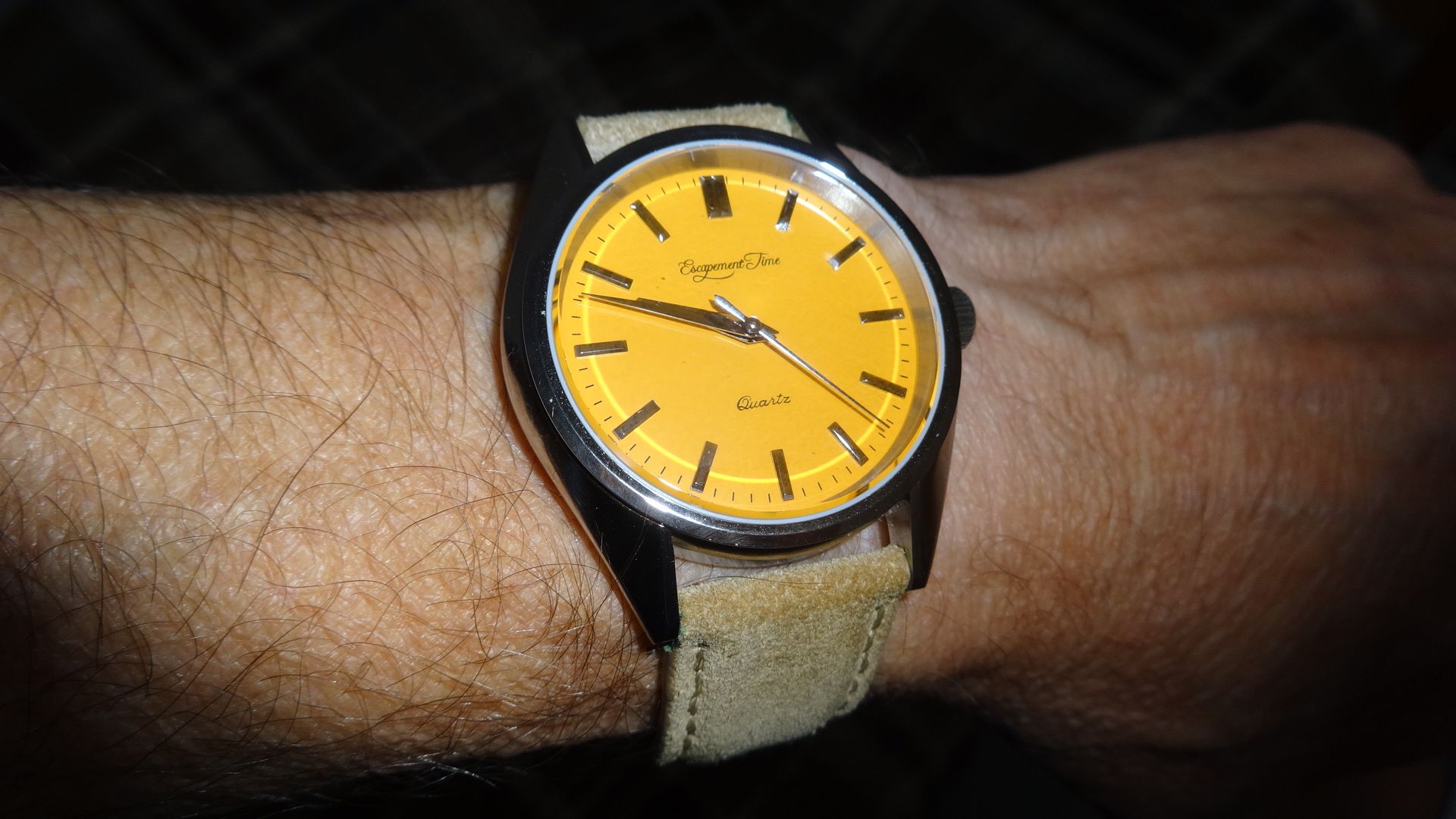 Can you help me find a strap to match the dial on my watch