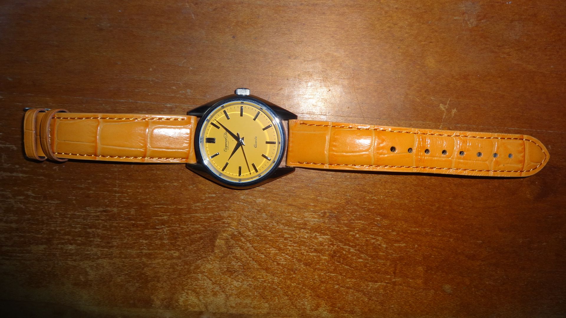 Can you help me find a strap to match the dial on my watch