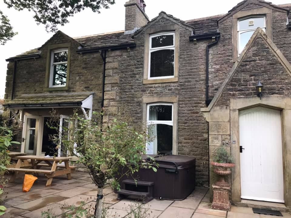 242197024_10159329255096006_689823031862215356_n