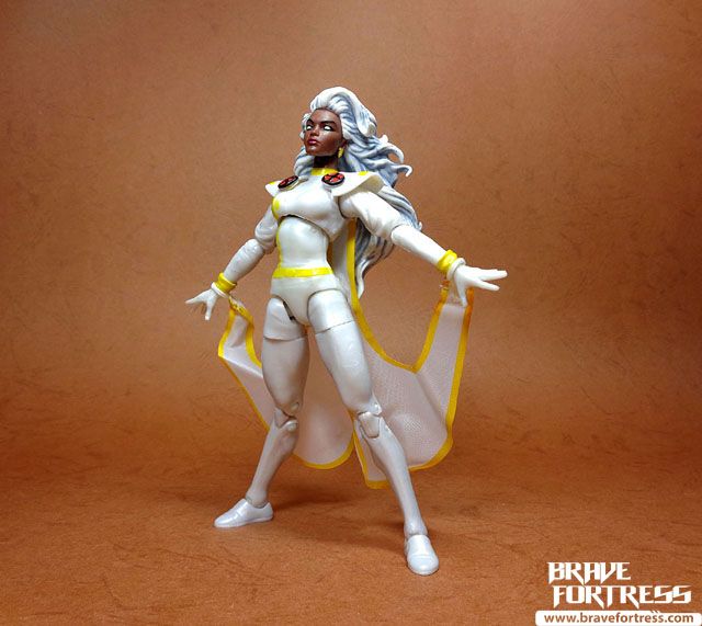 Marvel Legends Xmen Retro Wave Storm (white costume