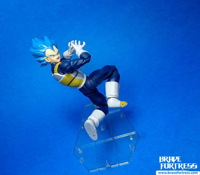 sh figuarts super saiyan god vegeta