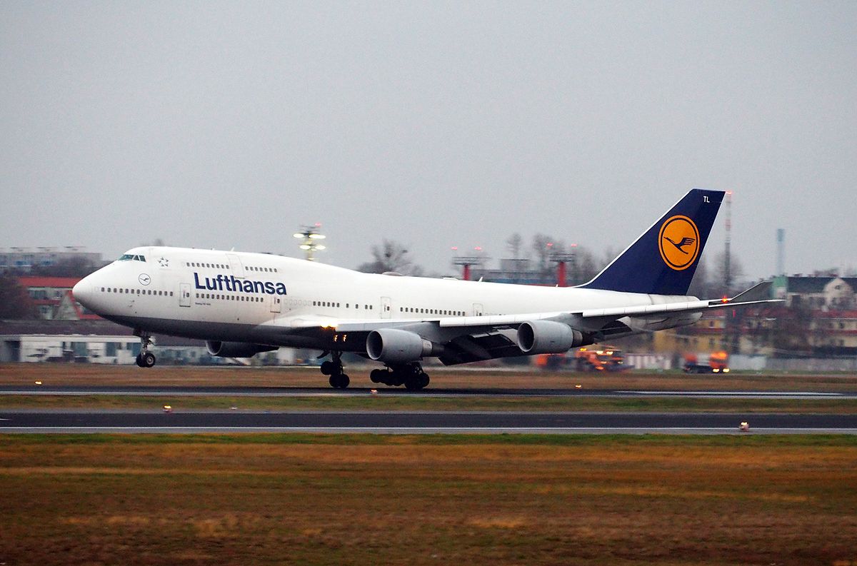 TXL744_0003.jpg