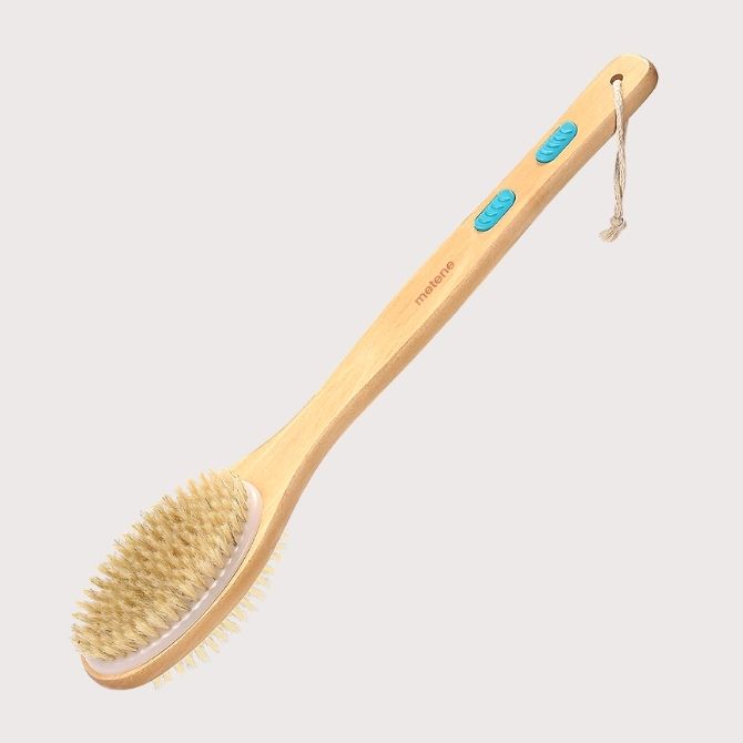 Best Dry Brush for Skin That's Smooth And Soft!