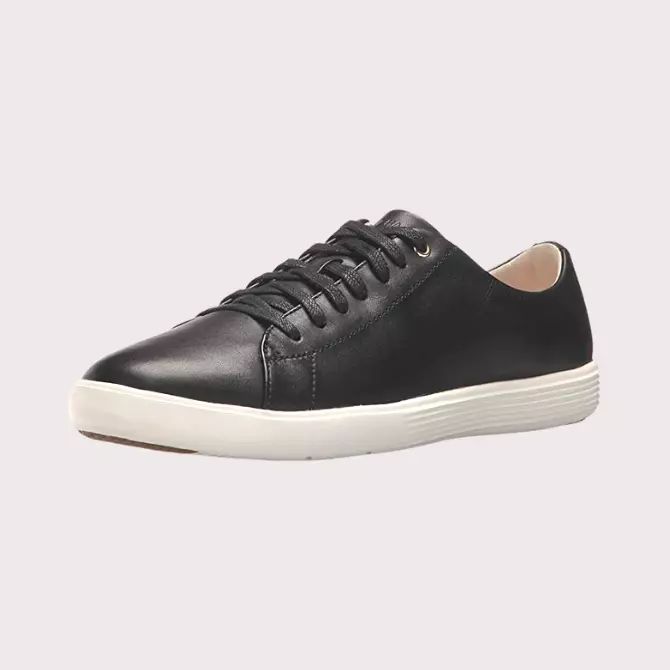 Best Leather Sneakers Women Recommend For All Season Wear!